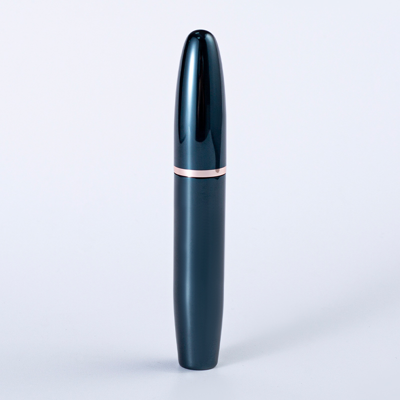 Deep Sea Luxe Gold-Ring Mascara Tube